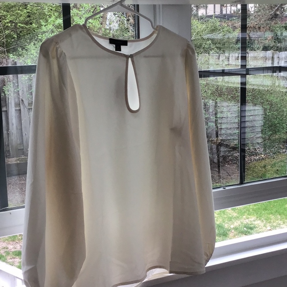 - COPY - Elegant Cream Blouse see pic. Medium tall. Slight puff sleeve